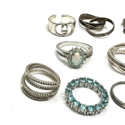 266 - 9 vintage silver rings