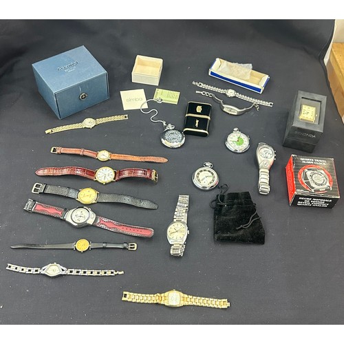 547 - Large selection of vintage and later watches includes Accurist etc