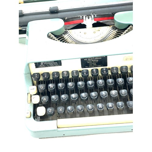 140 - Vintage cased imperial type writer