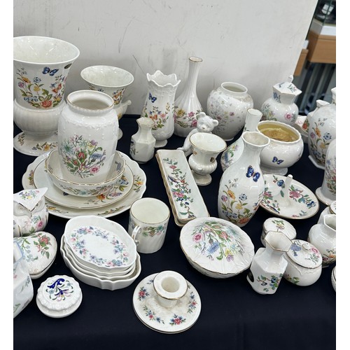 172 - Large selection of Ainsley collectable porcelain to include Cottage garden, Pembroke etc