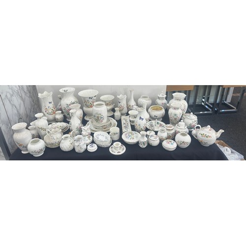 172 - Large selection of Ainsley collectable porcelain to include Cottage garden, Pembroke etc