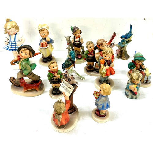 622 - Selection 14 vintage Goebel figures