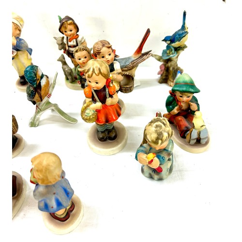 622 - Selection 14 vintage Goebel figures