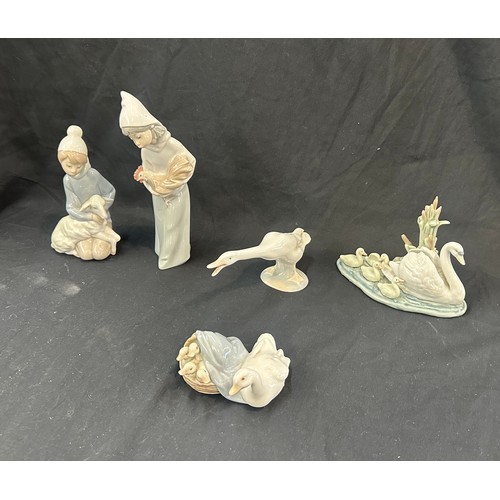 602 - Selection of Lladro figures to include Girl and chicken, boy and sheep etc, a/f