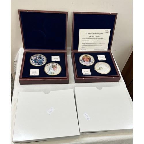 432 - 2 Cased silver plated Diana commemorative large coins / medals to include Diana a mother, Diana a le... 