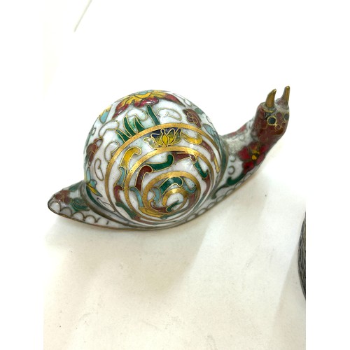 441 - Small oriental metal snail and a mirrored trinket