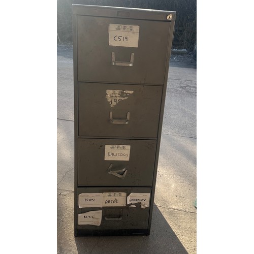 100Q - Four drawer filing cabinet one handle slightly damaged