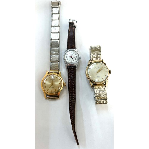 553 - Selection of 3 vintage watches includes Ingersoll, Timex etc