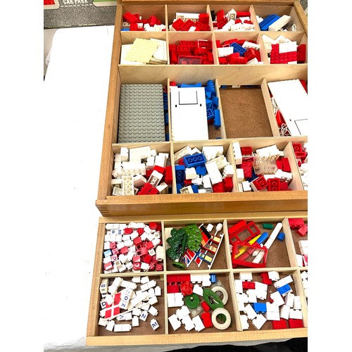 241 - vintage Lego system 2 lego true building, in wooden crate, not complete