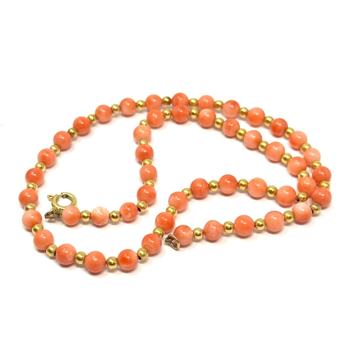 62 - 9ct gold coral & gold bead choker necklace measures approx 40 cm long weight 11.5g