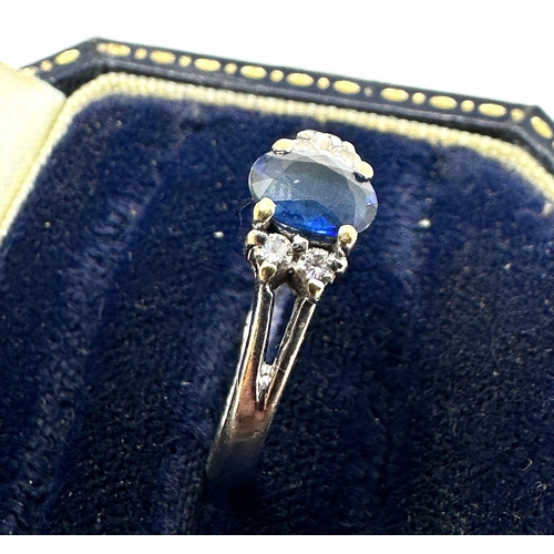 68 - 18ct white gold sapphire & diamond ring weight 2.9g