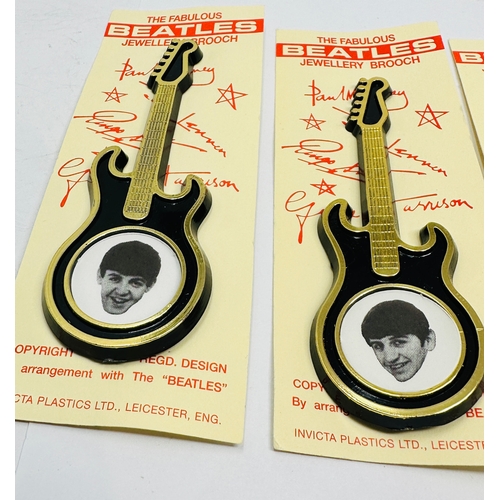 424 - set of 5 The Beatles The Fabulous Beatles Jewellery guitar Brooch still on original paper sleeve