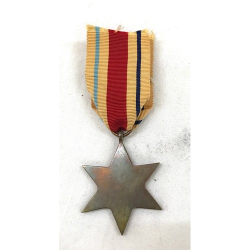 529 - Selection of military WW2 medals HG Brown 1939-45 star, African star and bar defensive medal - with ... 