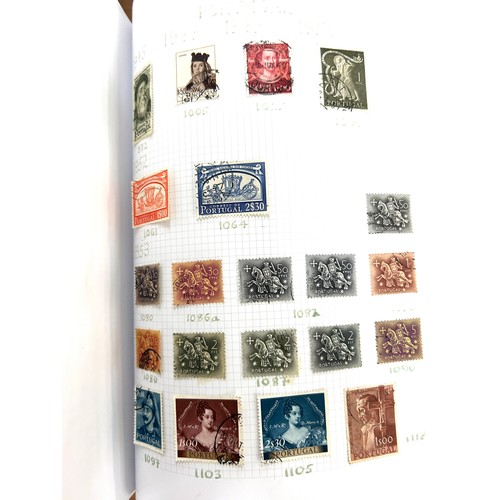 358 - Selection of 6 stamp albums to include 1975 turner, ducks, birds etc