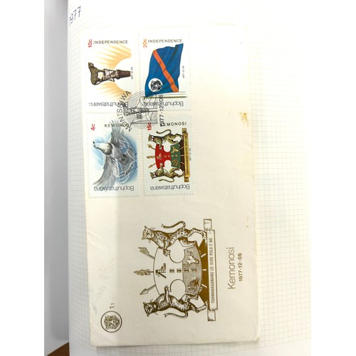 355 - Selection of 6 stamp albums to include Ireland, USA, birds etc