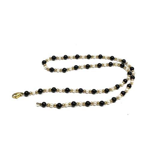 71 - 9ct gold Cultured  Pearl & black bead with gold spacers necklace measures approx 41cm long