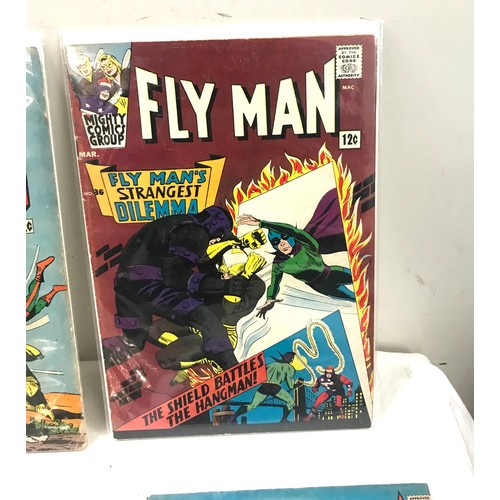 101 - Selection of vintage ' Flyman' comics approx 7 in total