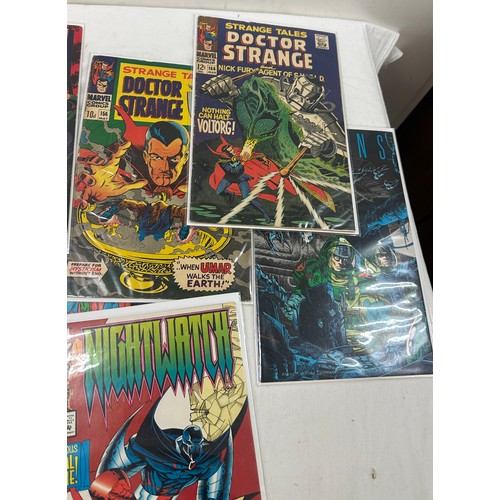 96 - Selection of vintage comics to include Marvel and DC- Doctor strange, The Thing etc