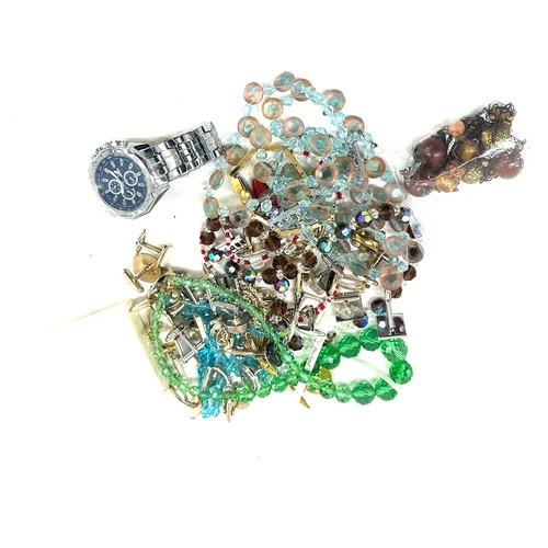 457 - Selection of costume jewellery to include watches, beads, cufflinks etc