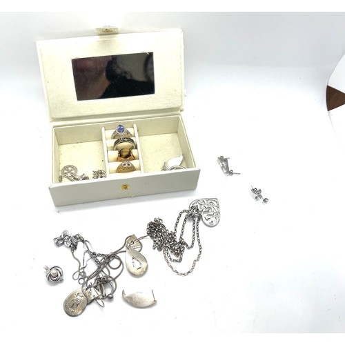 456 - Selection of assorted jewellery includes silver