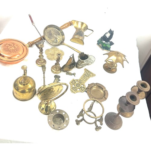 367 - Selection of brassware to include candle sticks, boots etc