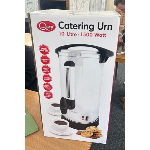 364 - Boxed Quest catering urn 10 litre 1500 Watt and a home noodle machine