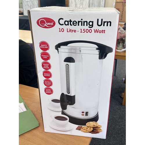 364 - Boxed Quest catering urn 10 litre 1500 Watt and a home noodle machine