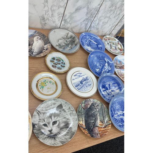 137 - Large selection of collectors plates includes animals etc