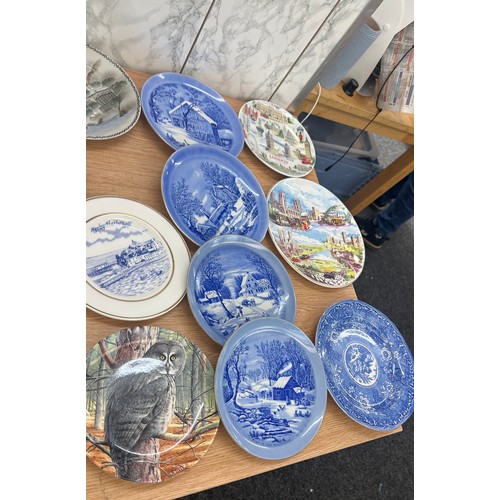 137 - Large selection of collectors plates includes animals etc