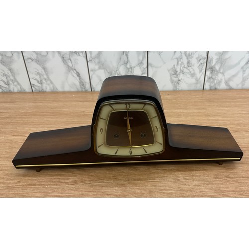 260 - Art deco 2 keyhole aakra mantel clock