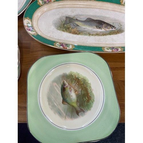 613 - Selection of vintage fish plates and platters to include Woods Ivory ware 1930's and Soho Pottery Co... 