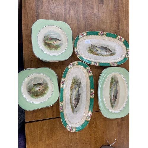 613 - Selection of vintage fish plates and platters to include Woods Ivory ware 1930's and Soho Pottery Co... 