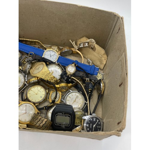 556 - Selection of vintage mechanical wrist watches Oris, Sekonda and others