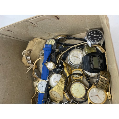 556 - Selection of vintage mechanical wrist watches Oris, Sekonda and others