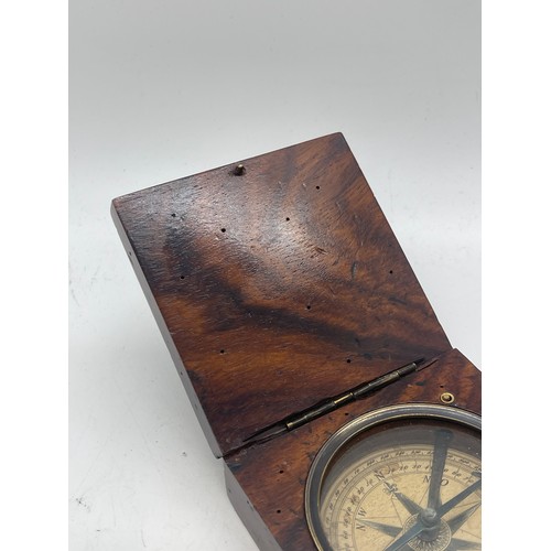 584 - Antique 19th century mahogany compass