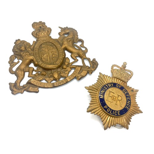 526 - Ministry of Defence police helmet plate together with victorian Royal Cipher plaque