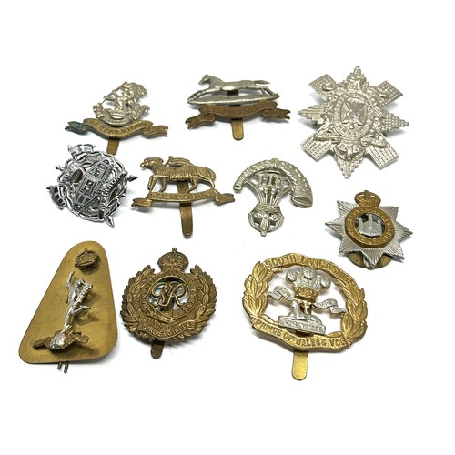 386 - 10 x Military Cap Badges Inc Black Watch - D.L.I - West Riding Etc