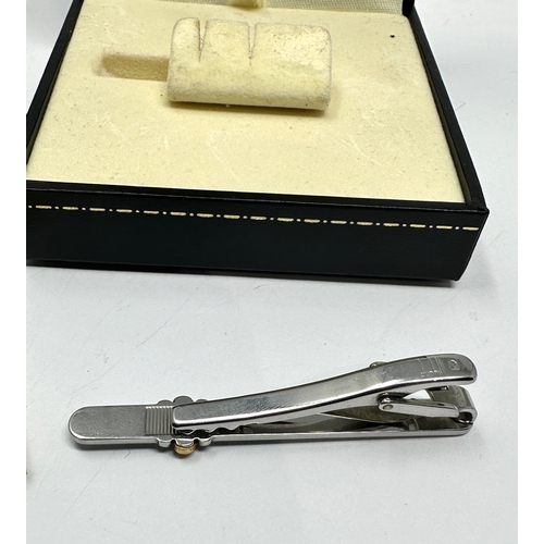 76 - original boxed Dunhill hallmarked 750 18ct gold & stainless steel tie clip