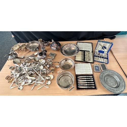 159 - Box of antique and vintage silver plate to include cased set of silver handled knives etc