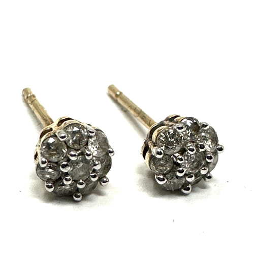 92 - 9ct gold diamond cluster earrings weight 0.9g