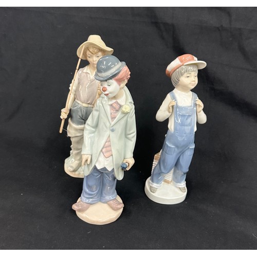 600 - 3 Lladro boy figures includes Circus sam, Boy fishing etc A/F