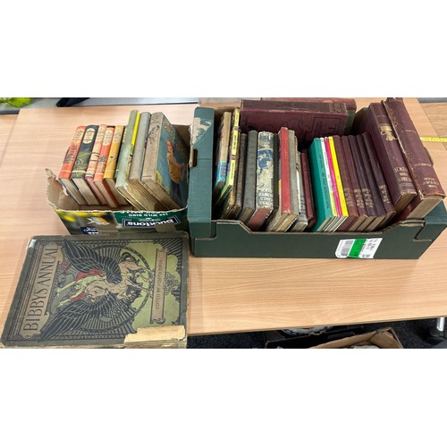 207 - Large selection of assorted books