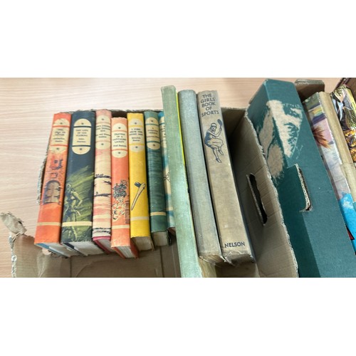 207 - Large selection of assorted books