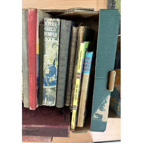 207 - Large selection of assorted books