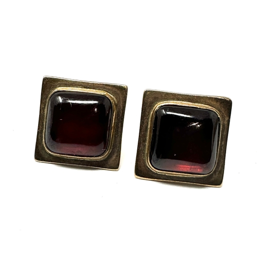 95 - vintage 9ct gold garnet earring weight 4.8g