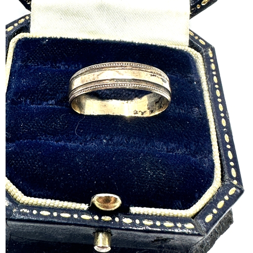 112 - 9ct gold wedding band weight 2g