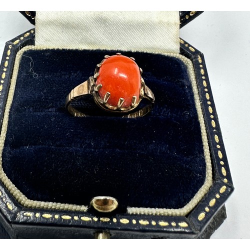 187 - 9ct gold coral ring (2.2g)