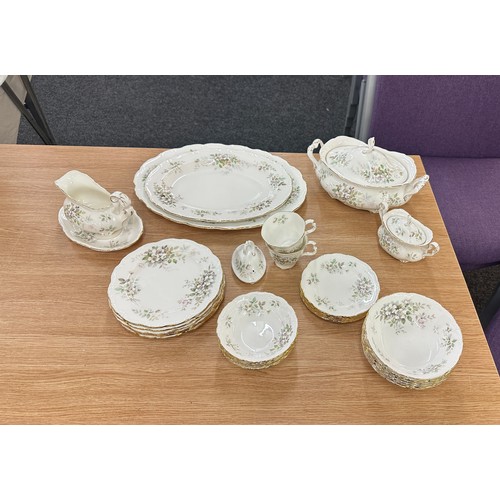 185 - Selection of Royal Albert Haworth pattern part dinner service to include tureens, meat plates, bowls... 