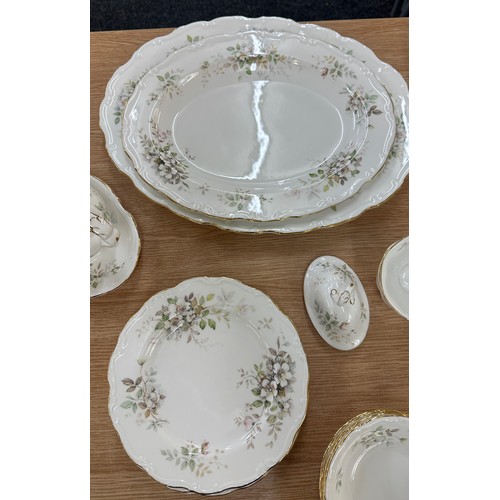 185 - Selection of Royal Albert Haworth pattern part dinner service to include tureens, meat plates, bowls... 