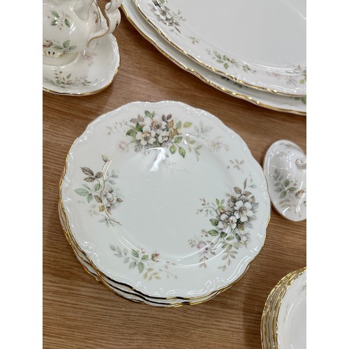 185 - Selection of Royal Albert Haworth pattern part dinner service to include tureens, meat plates, bowls... 